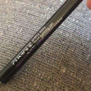 🦖 5/$35 Clinique Pretty Easy liquid eye liner